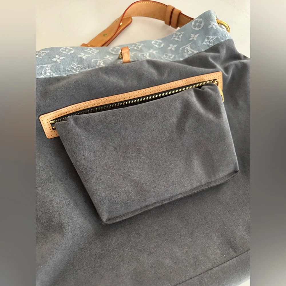 LOUIS VUITTON Monogram Denim Daily GM ~ EUC w/LV Dust Bag - Picture 6 of 16